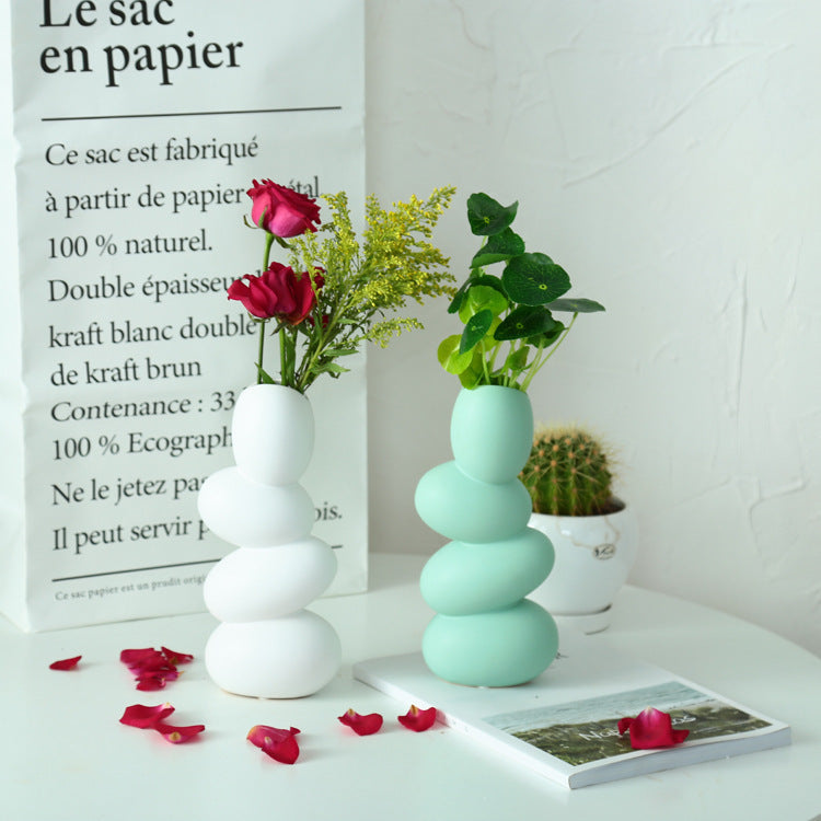 Simple Ceramic Vase Abstract Decoration