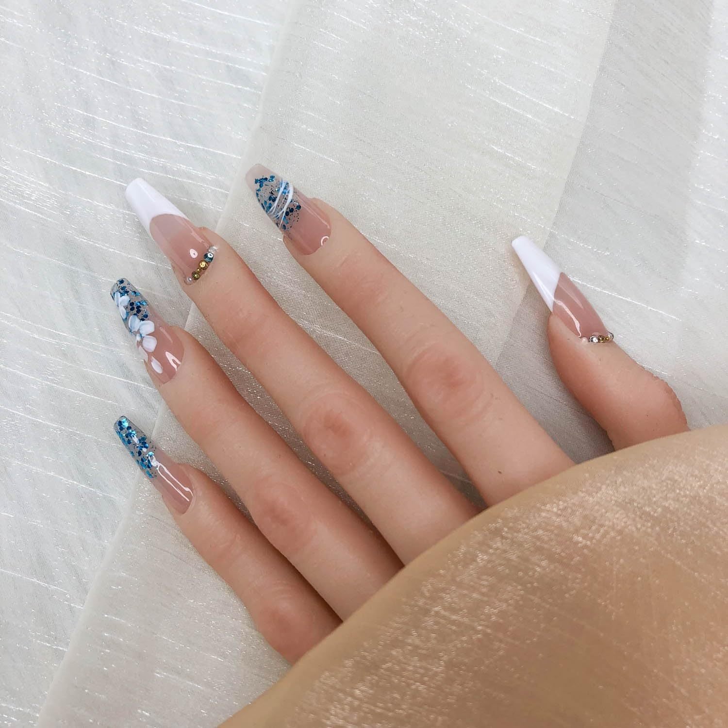 "Dreamy" Press On Nails ,Short Reusable Fake False Nails Kit With Box Gifts For Women